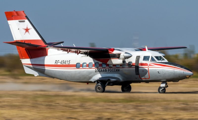Турболёт л-410