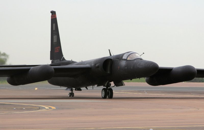 Американский самолет-разведчик u-2