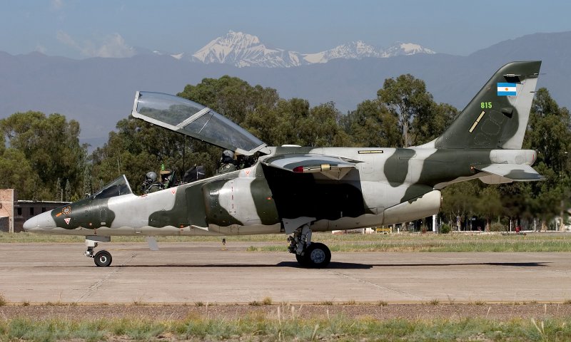 Самолет ia63 Pampa