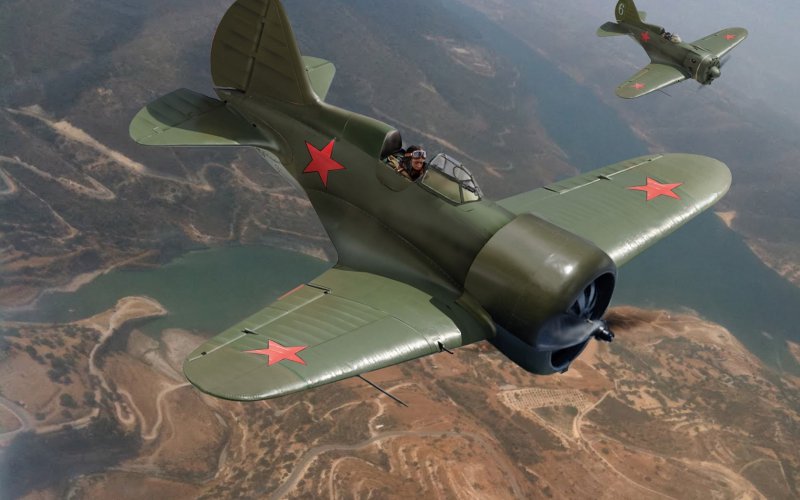 Ту-142 над авианосцем
