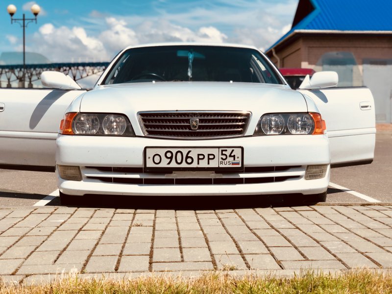 Тойота Чайзер 100 белый