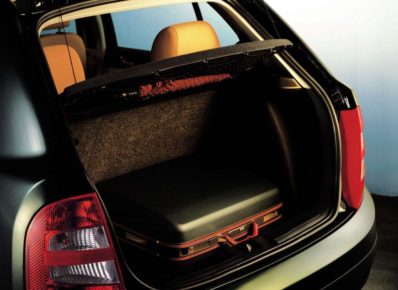 Skoda Fabia 1 багажник