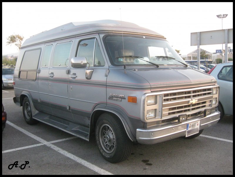 Chevrolet van старкрафт