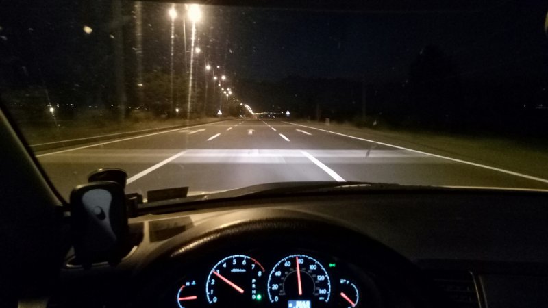 Ночь трасса за рулем