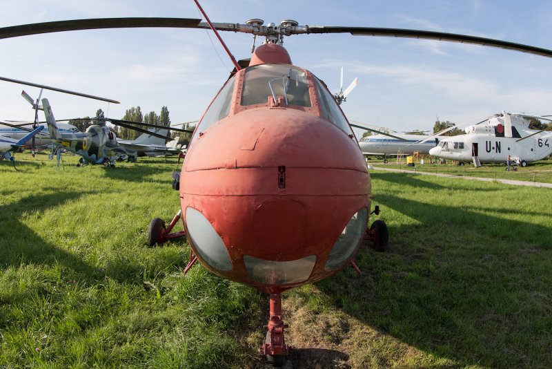 Совётский вертолёт ми1