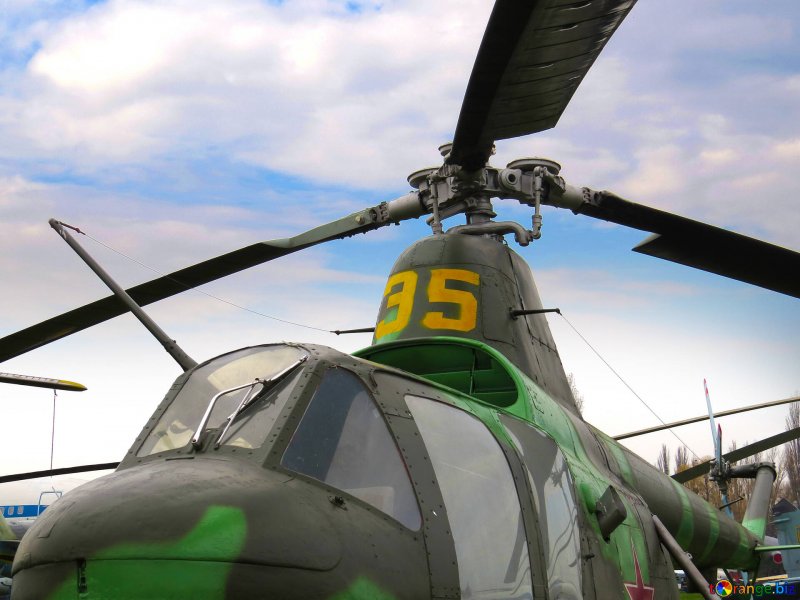 Кабина вертолёта ми-1