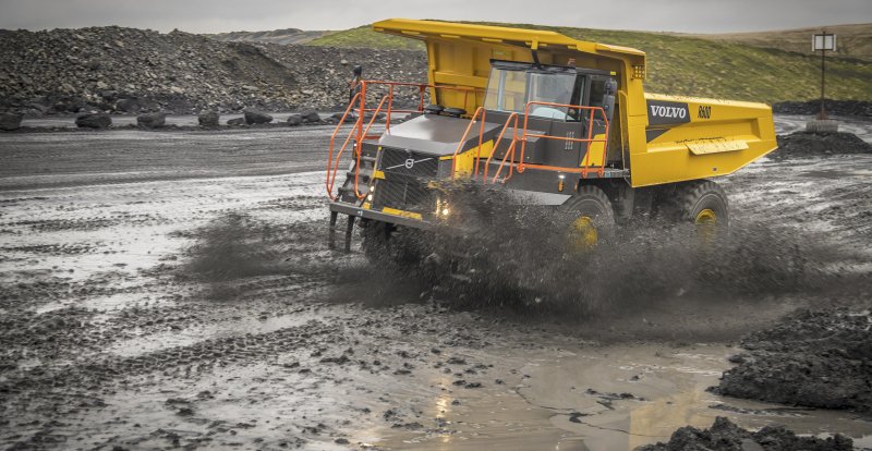 Самосвал Volvo a100e