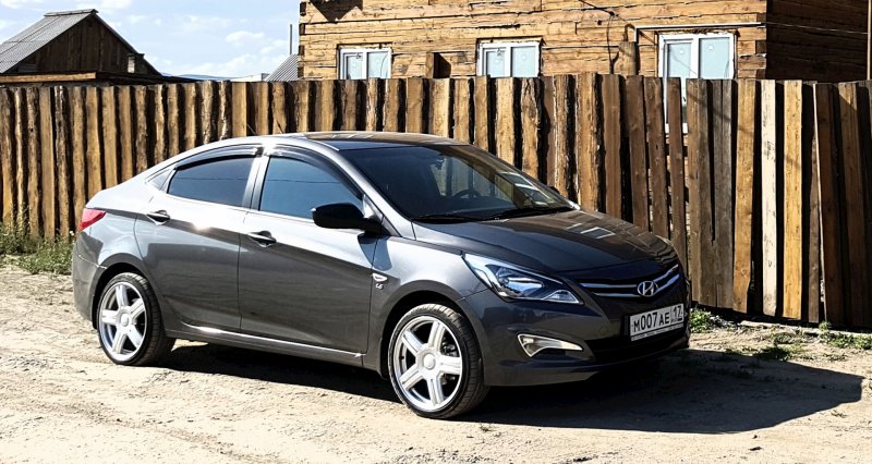 Hyundai i25