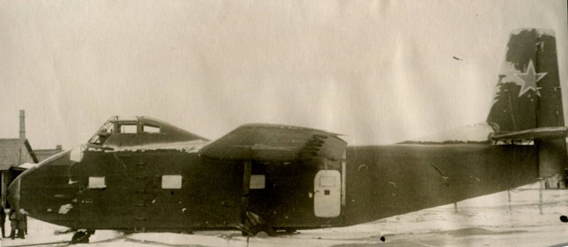 АН-22 на аэродроме