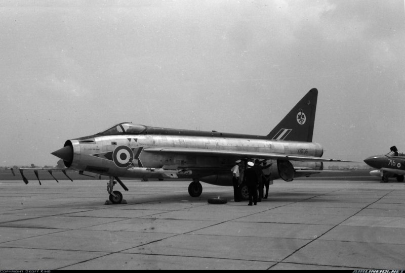 Ee Lightning