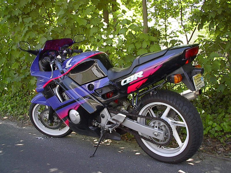 Хонда СБР 600 f2