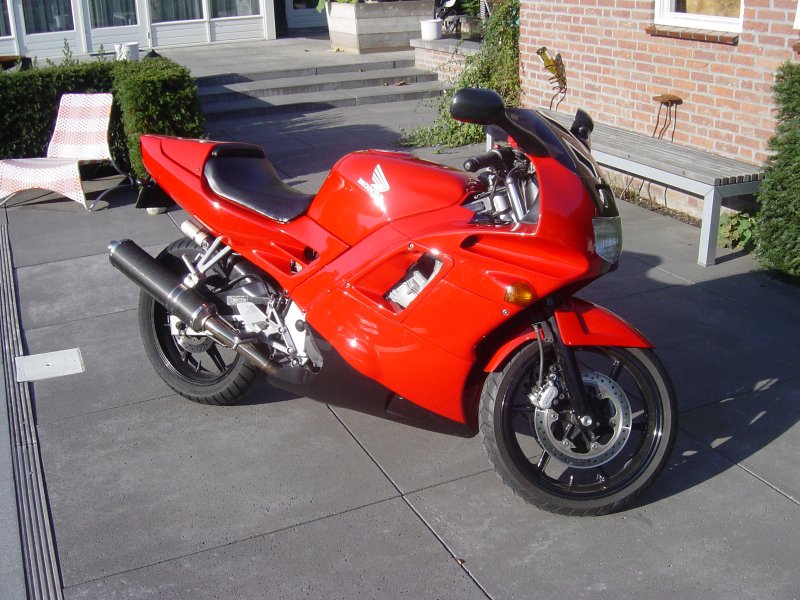 Honda CBR 600 f2