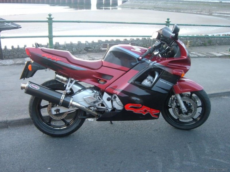 Хонда СБР 600 f2