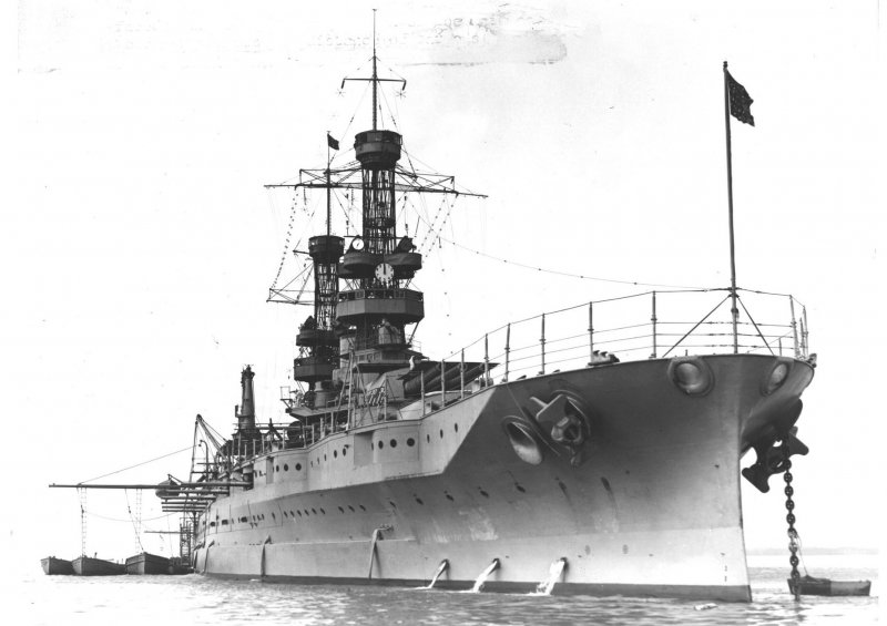 USS Arizona BB-39 мемориал