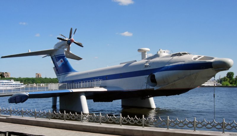Транспортно-десантный экраноплан а-90 "орлёнок"