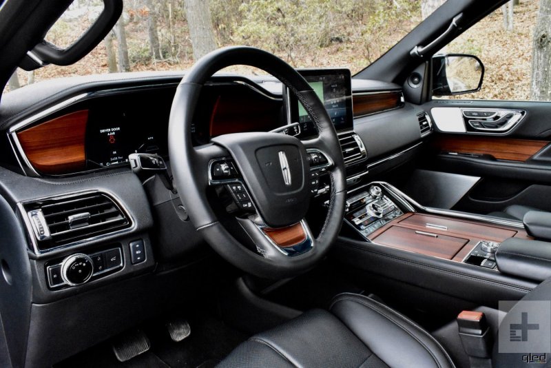 Lincoln Navigator 2018 салон