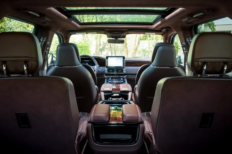 Lincoln Navigator салон