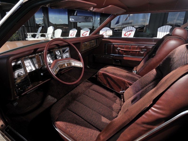 Lincoln Continental 1977 салон
