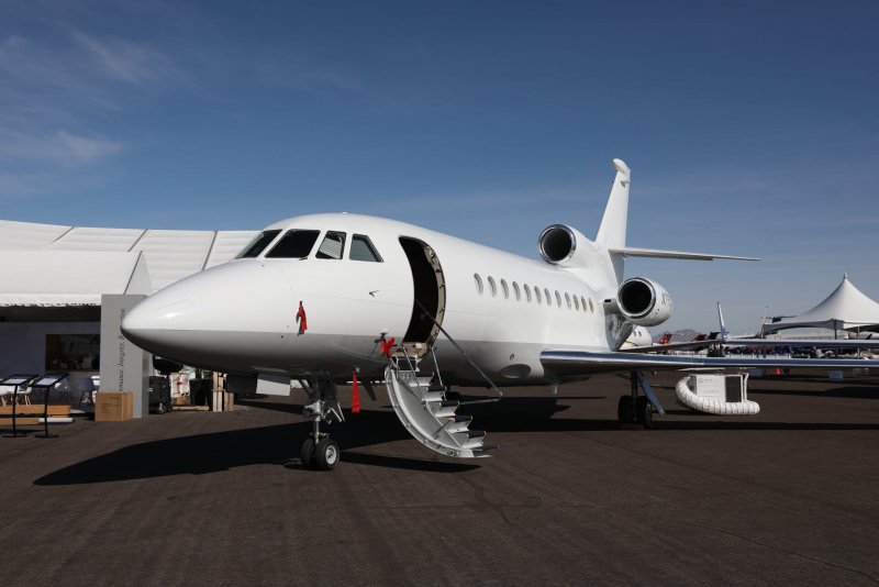 Dassault Falcon 900