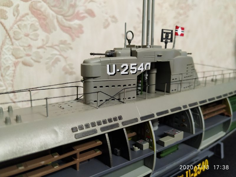 U 2540 подводная лодка модель