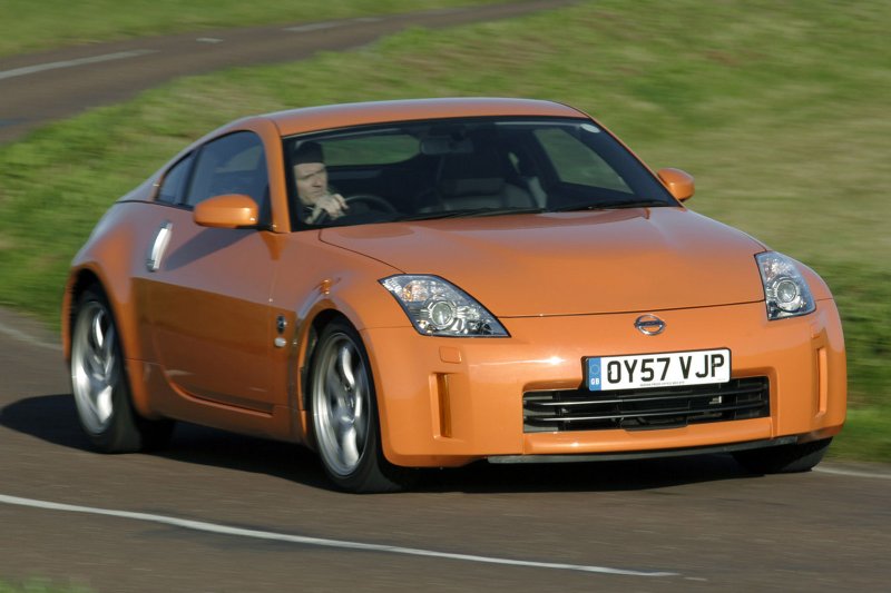 Ниссан 350z 2015