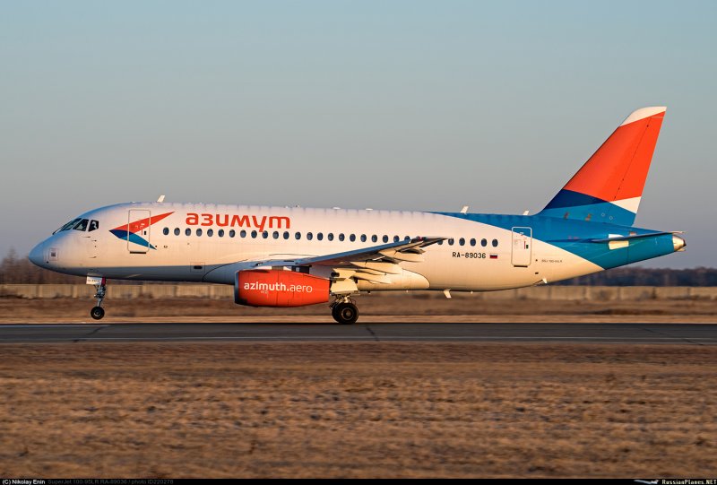 SSJ 100 Азимут