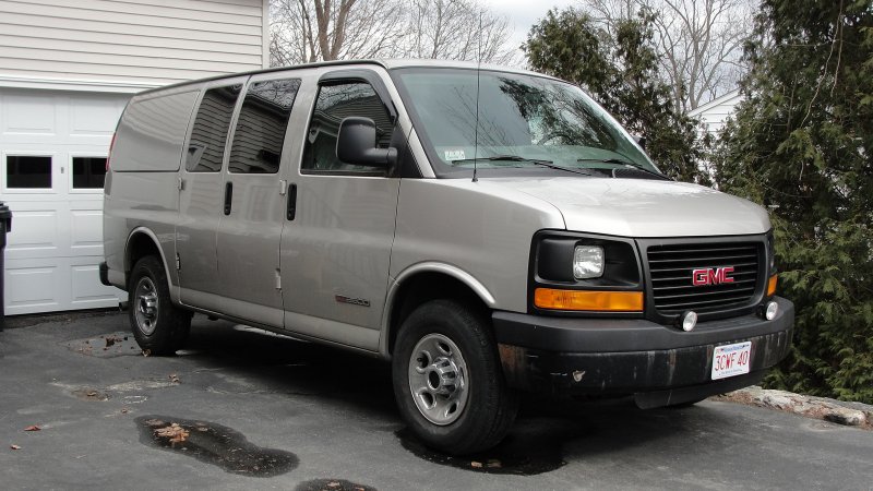 2006 GMC Savana Cargo