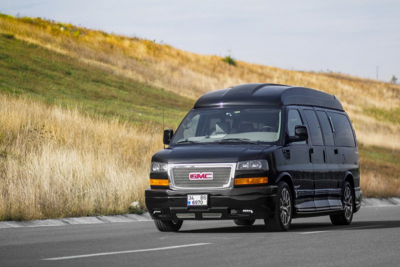 GMC Savana 2021