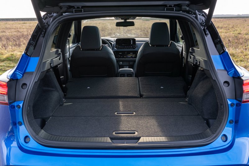 Nissan Qashqai+2 салон
