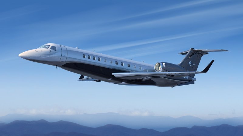 Самолет Embraer Legacy 600