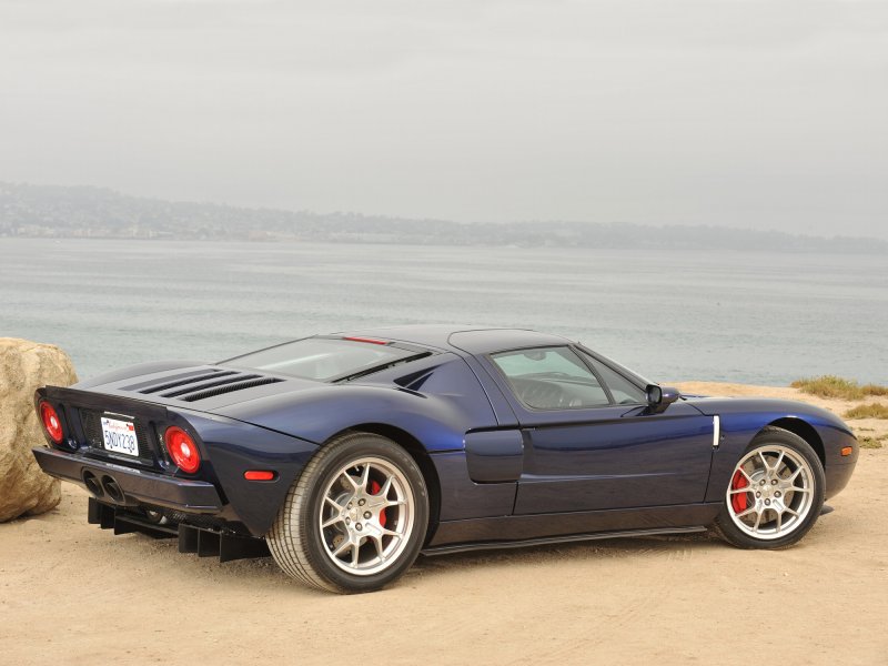 Ford gt 2003