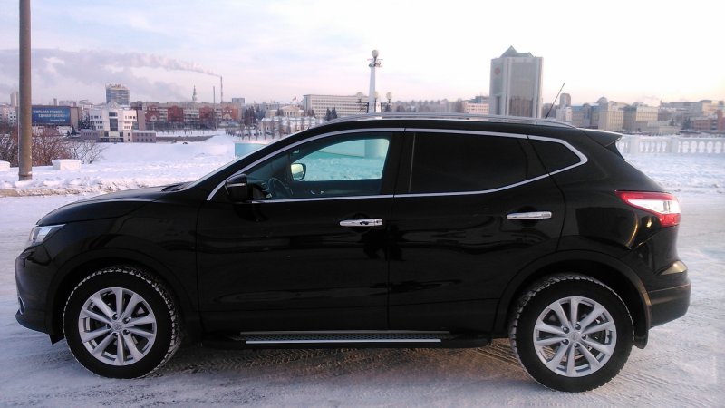 Nissan Кашкай черный