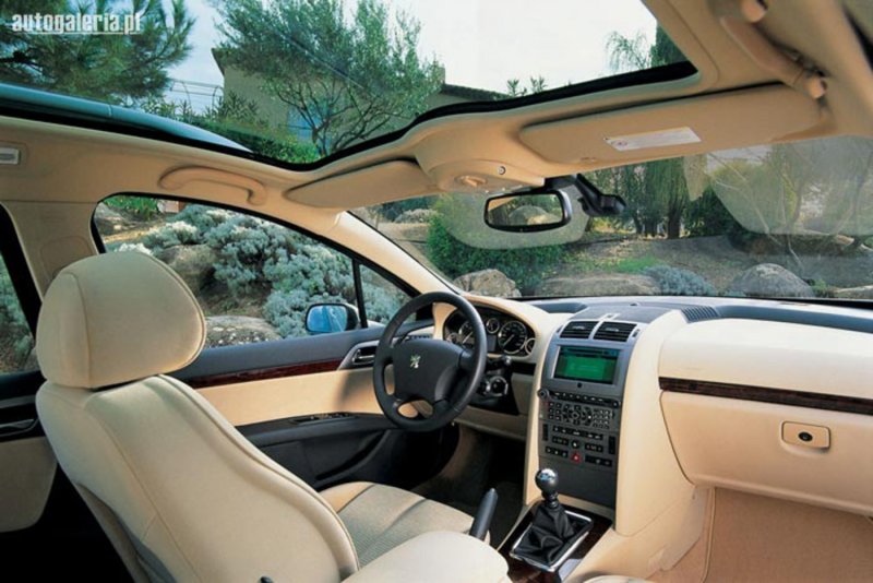 Peugeot 407 2005 салон