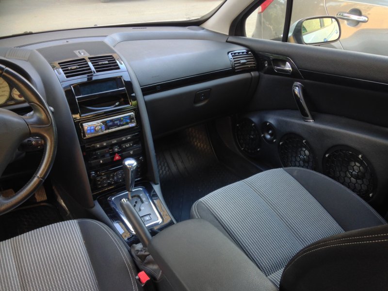 Peugeot 407