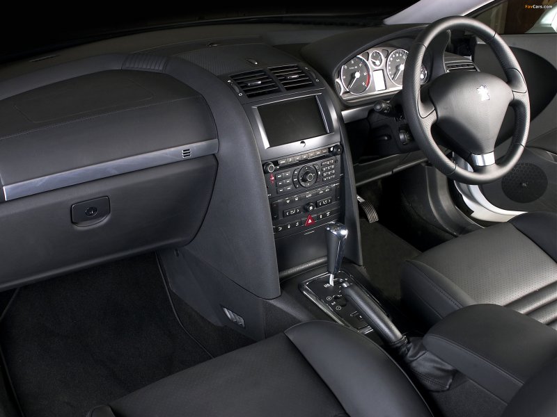 Peugeot 407 Coupe салон