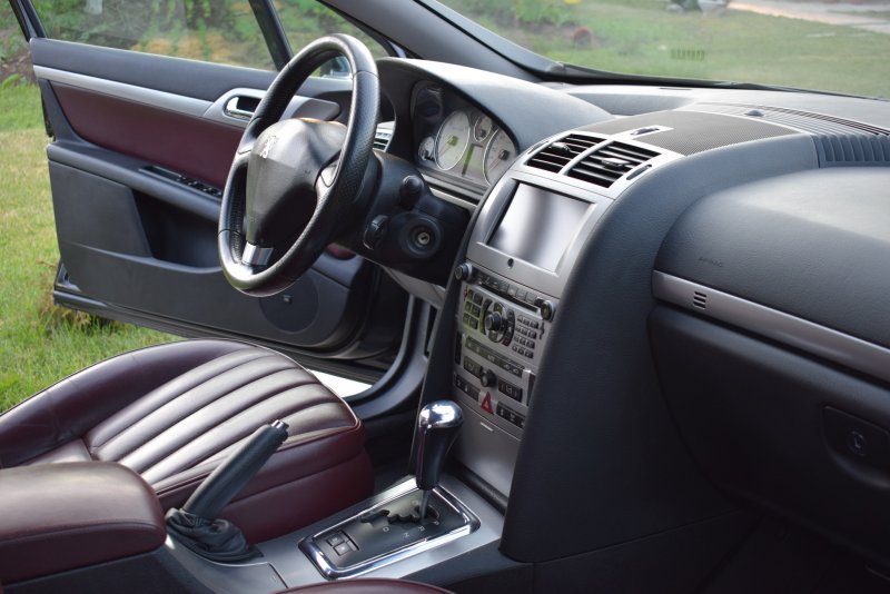 Peugeot 407 салон