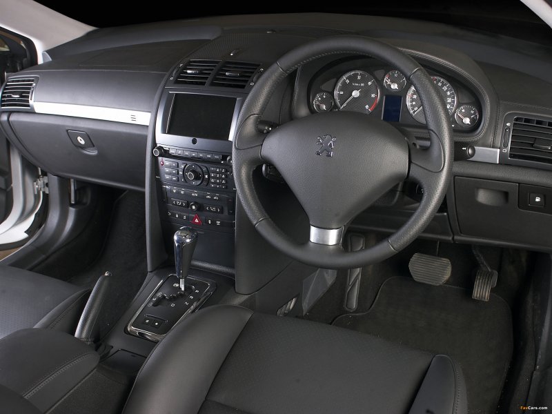 Peugeot 407 Coupe салон