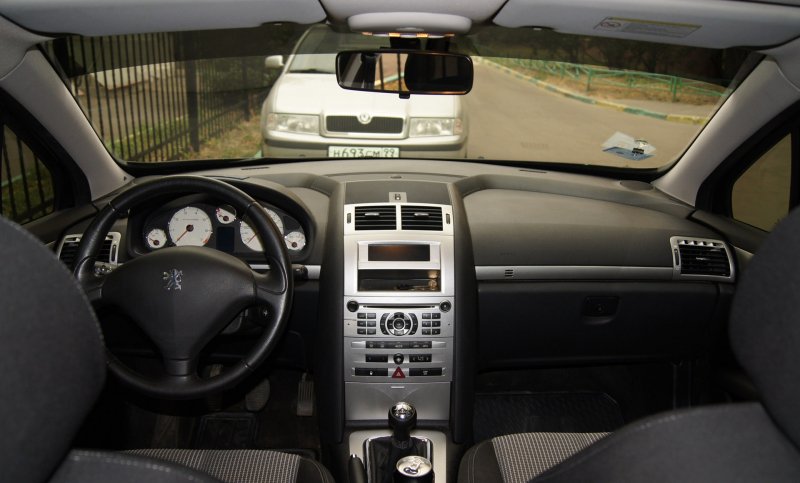 Peugeot 407 салон