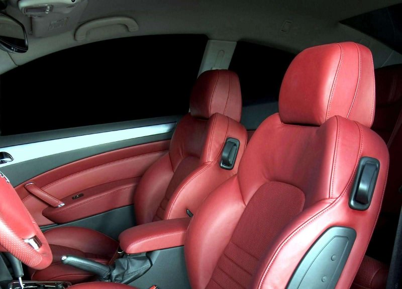 Peugeot 407 Coupe салон