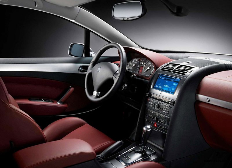 Peugeot 407 седан салон