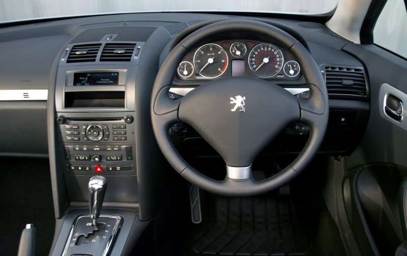 Peugeot 407 2008 салон