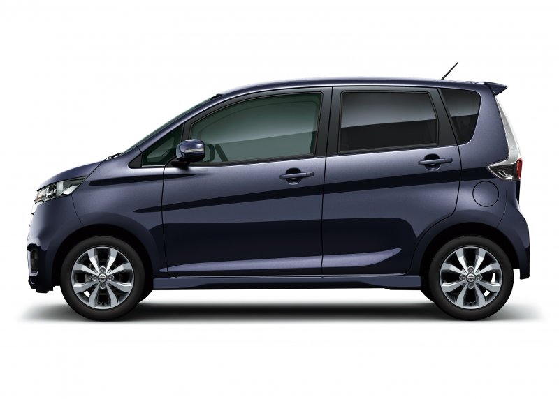 Nissan Otti