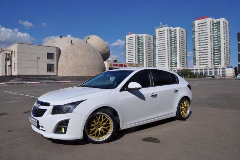 Chevrolet Cruze Hatchback Tuning