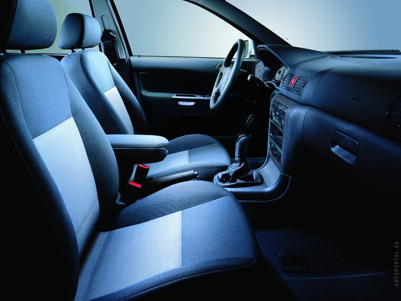 Skoda Octavia Tour 1.4 салон