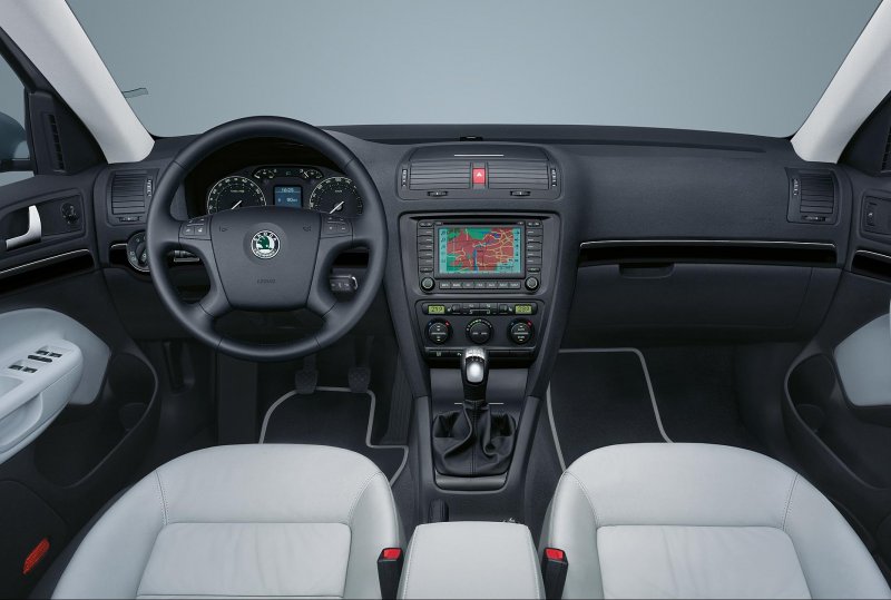 Skoda Octavia 2006 салон