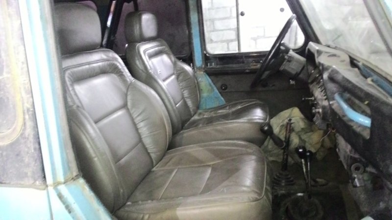 УАЗ 31514 перетягиваем салон