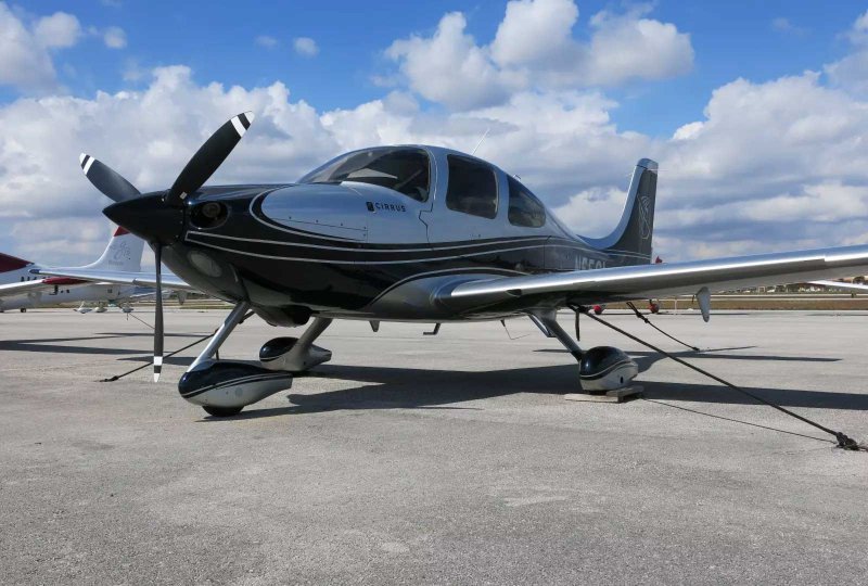 Cirrus sr22 Continental