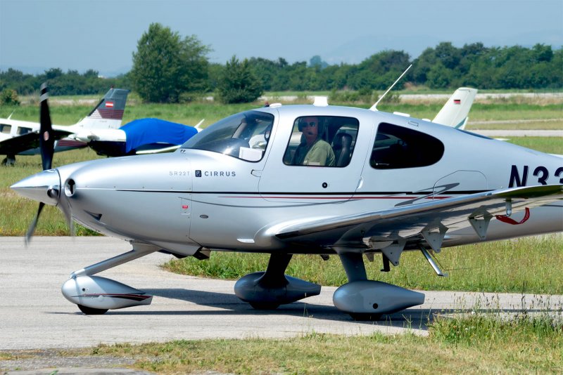Циррус ср22