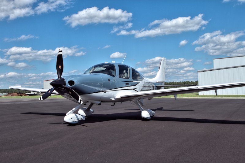 Cirrus sr22 Turbo