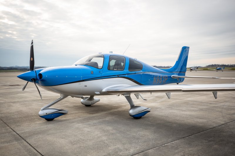 Cirrus sr22